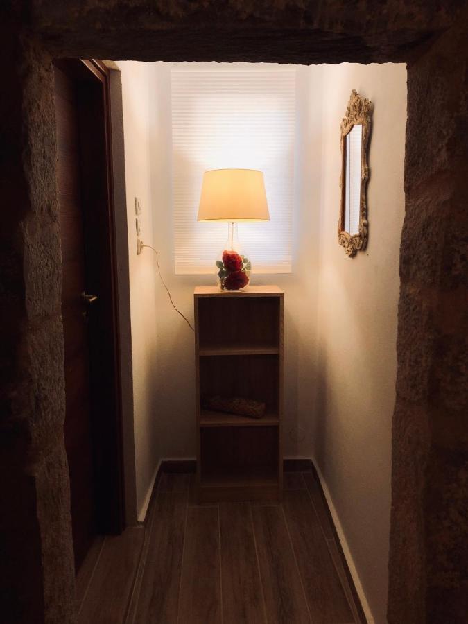 Kamares Stone House 1 Apartment Alika ภายนอก รูปภาพ