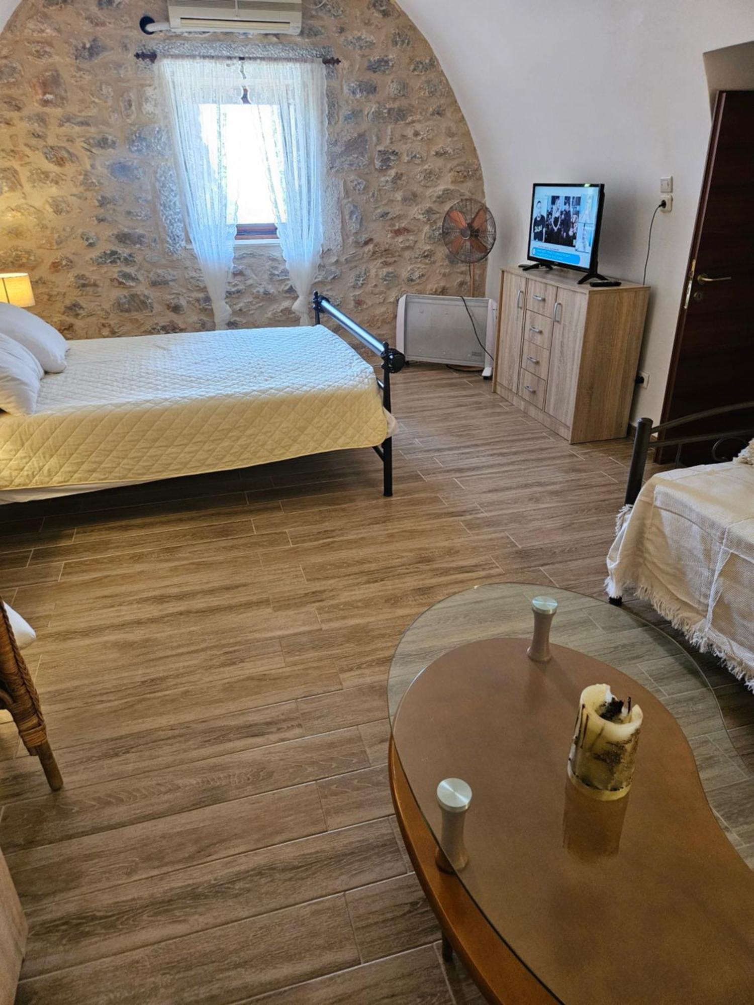 Kamares Stone House 1 Apartment Alika ภายนอก รูปภาพ